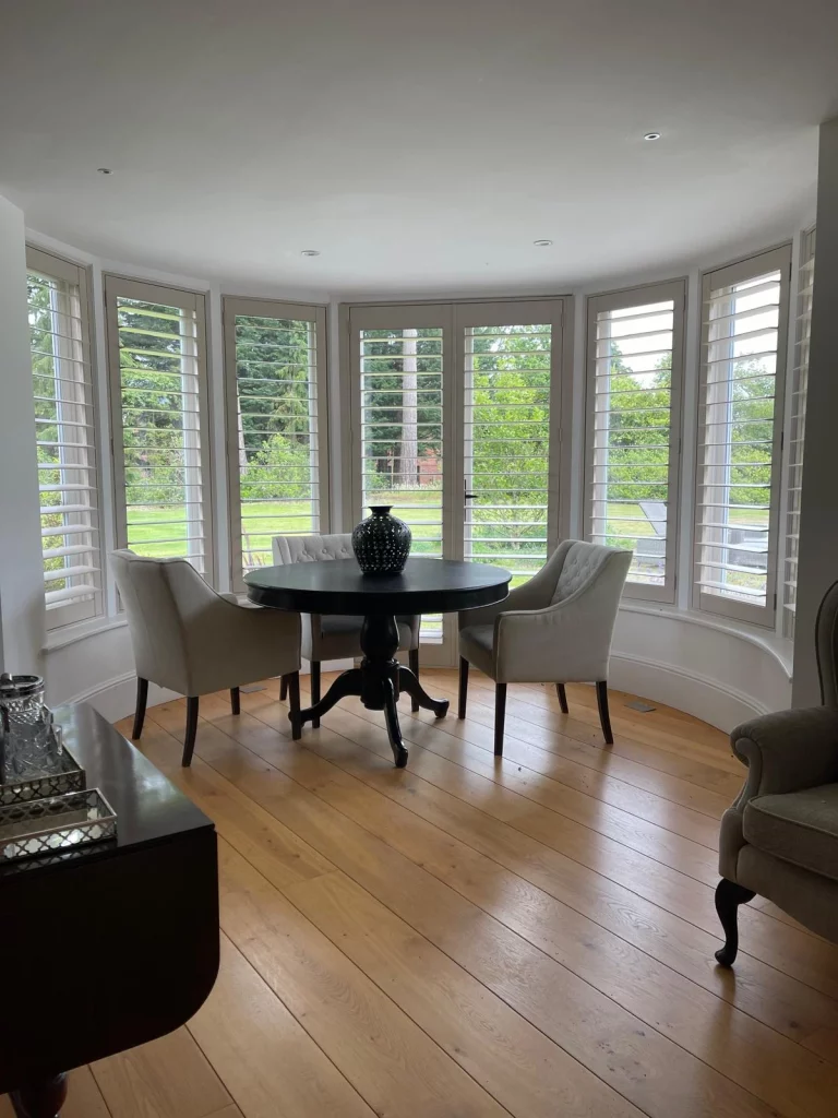 Bay window plantation shutters