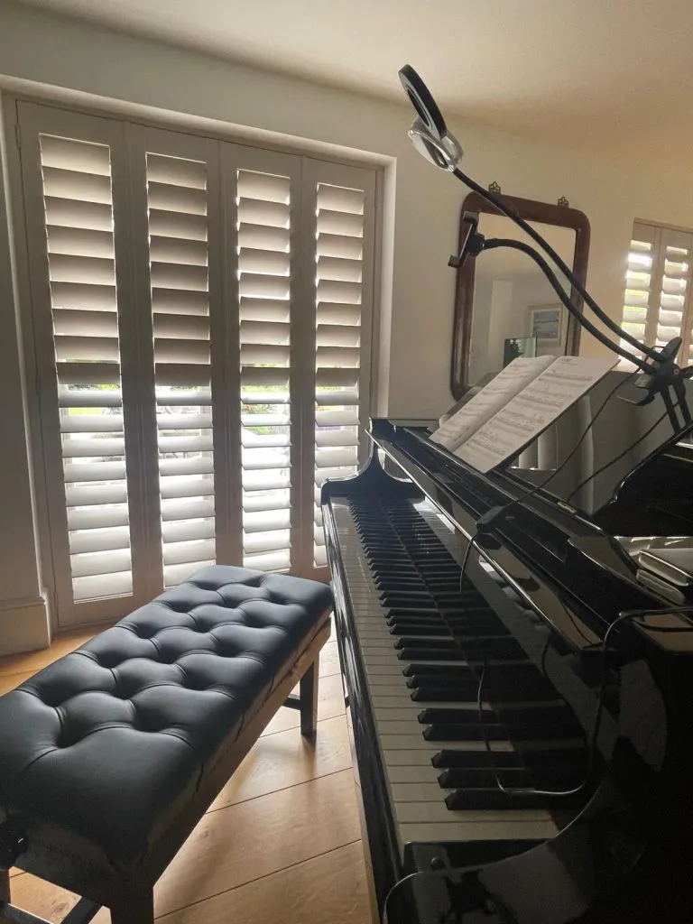 Full height plantation shutters
